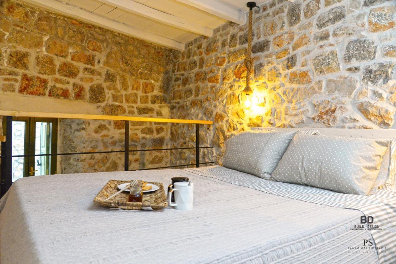 Pyrgos Houses And Restaurant Avgonima ภายนอก รูปภาพ