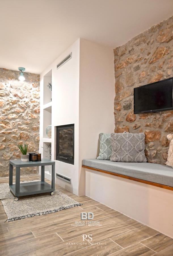 Pyrgos Houses And Restaurant Avgonima ภายนอก รูปภาพ
