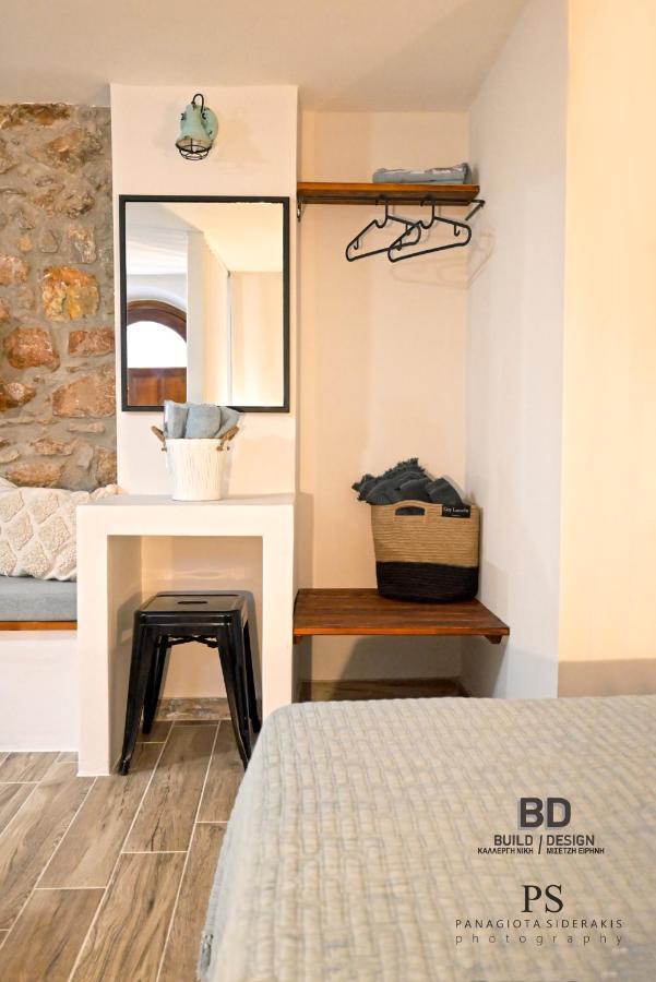 Pyrgos Houses And Restaurant Avgonima ภายนอก รูปภาพ
